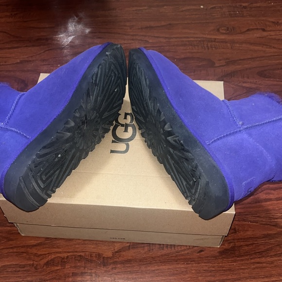 Women UGG Mini Bailey Logo Strap - Picture 4 of 5